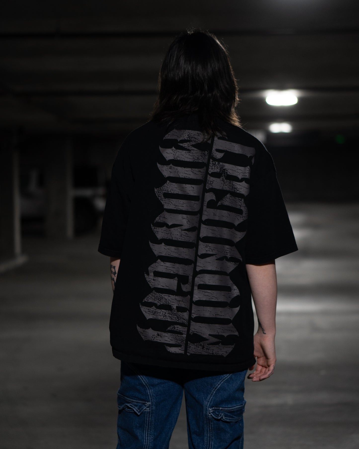THE OVERSIZED STATEMENT TEE