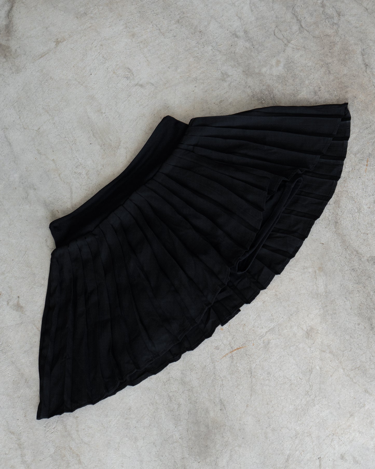 THE MIDNIGHT SKIRT