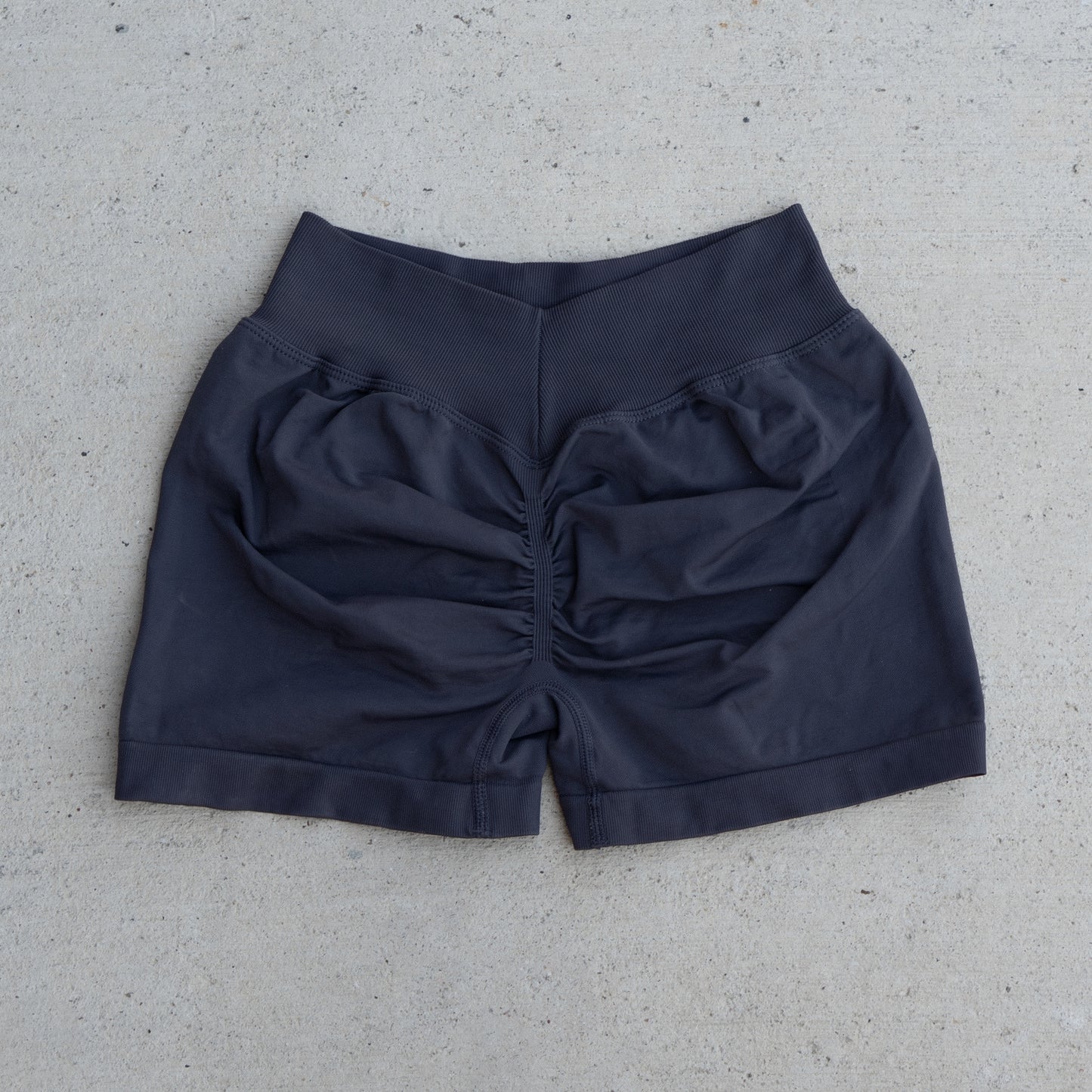 THE OG SCRUNCH SHORT