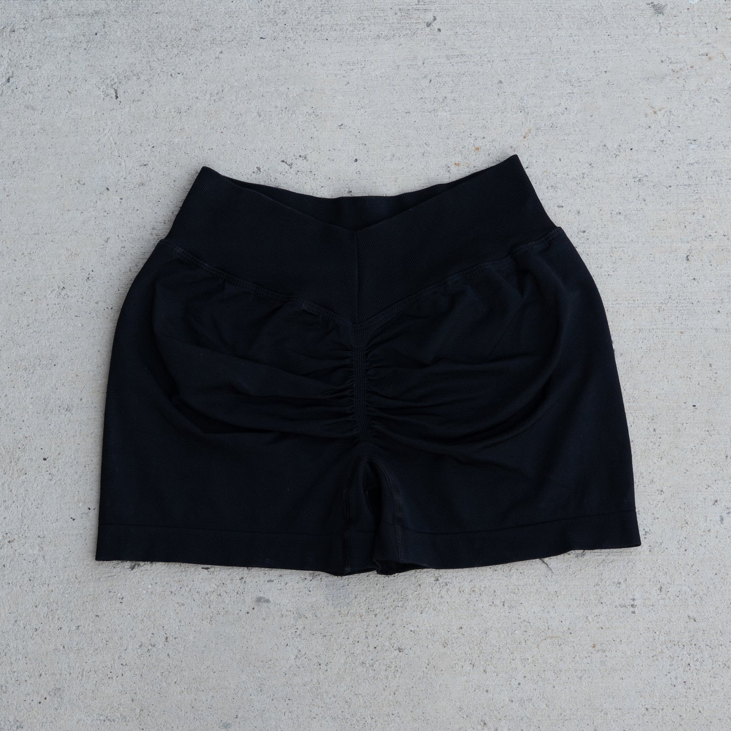 THE OG SCRUNCH SHORT